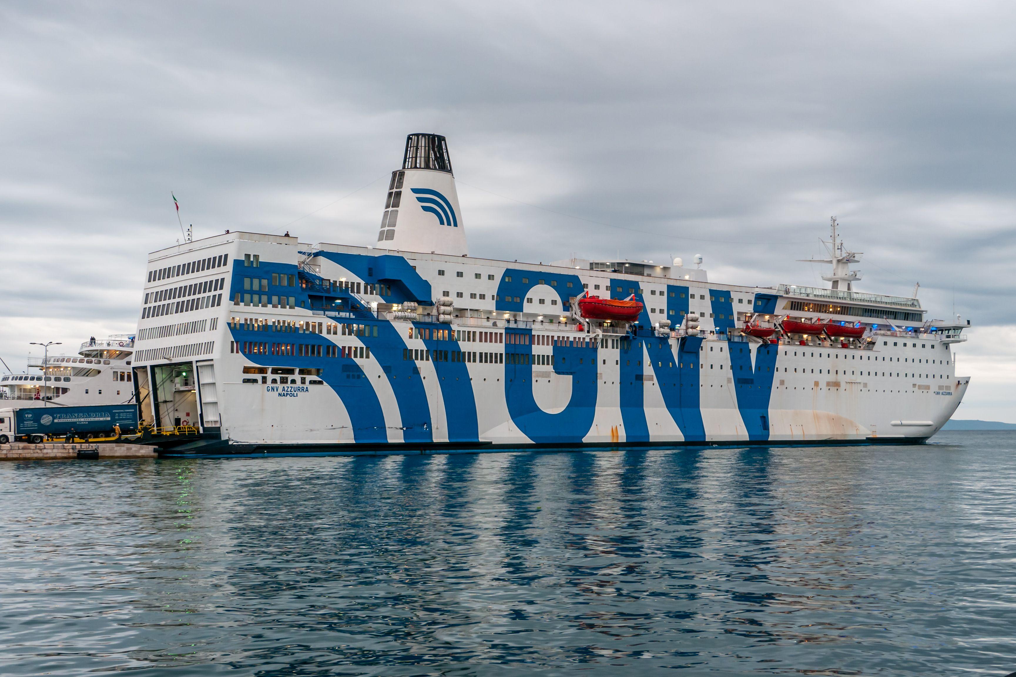 Ferry Gênes Porto Torres