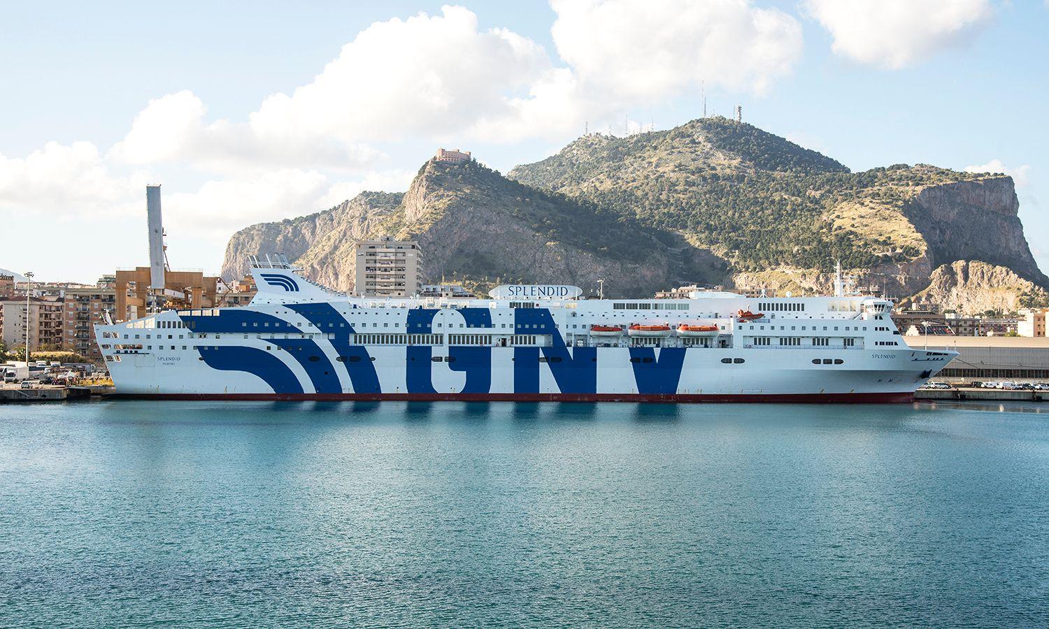 Ferry Barcelona Tánger Med