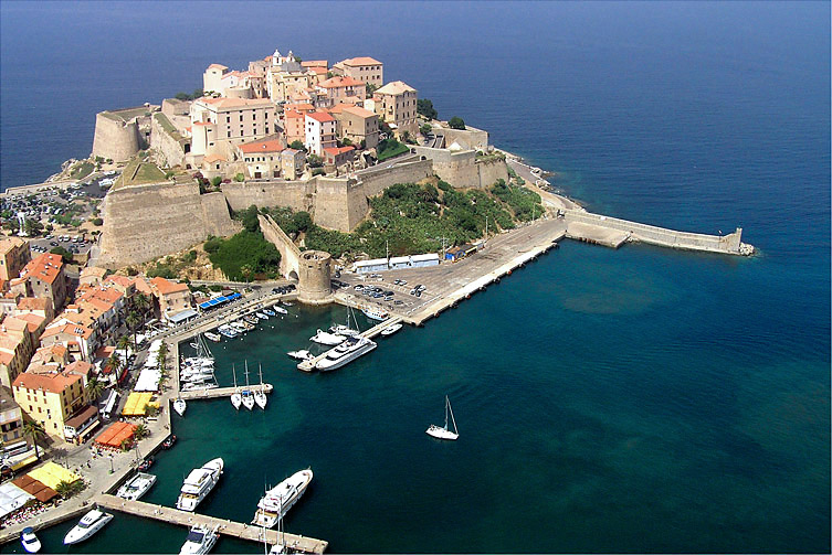 port de calvi