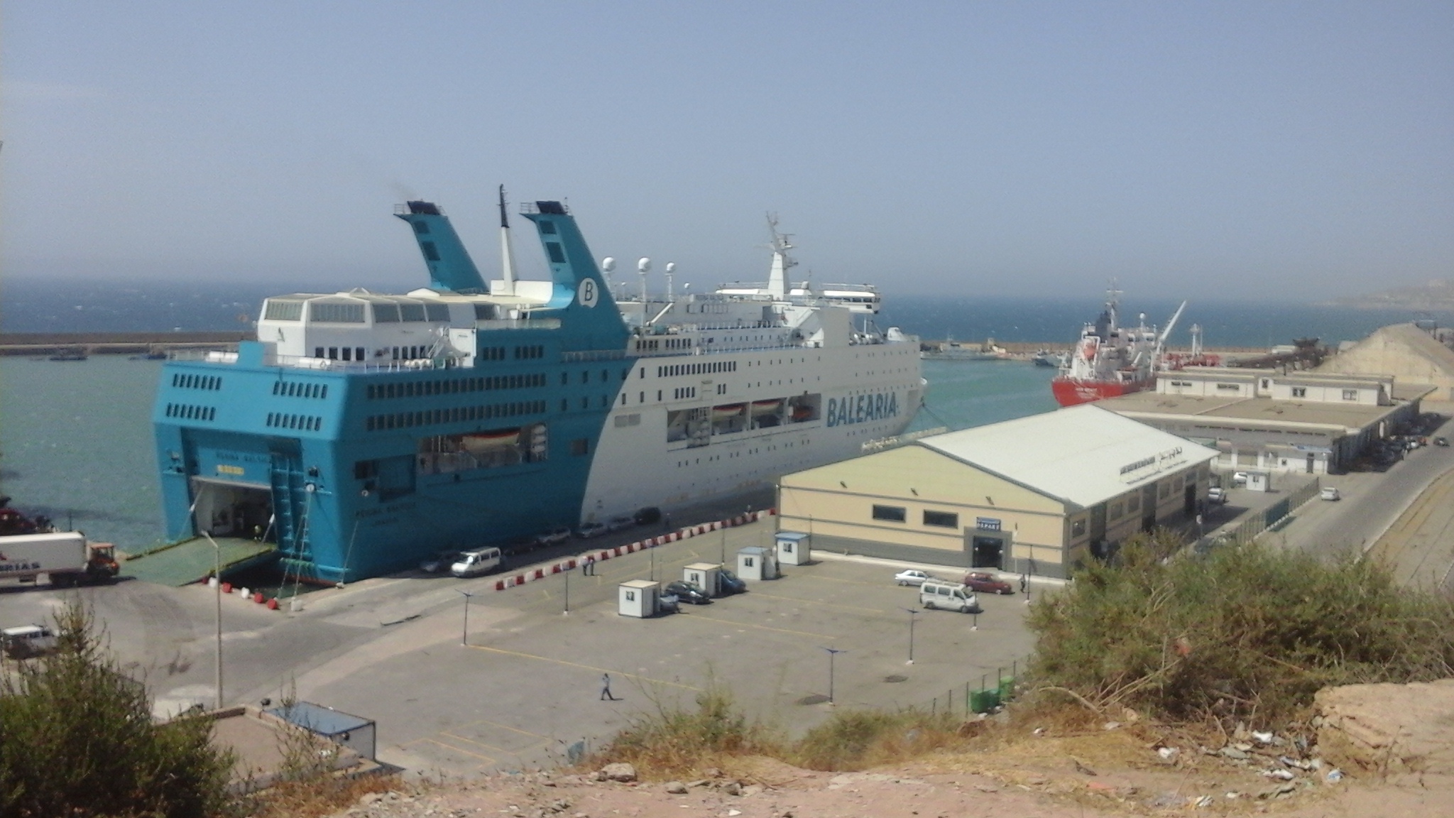 Image du terminal du ferry à Mostaganem