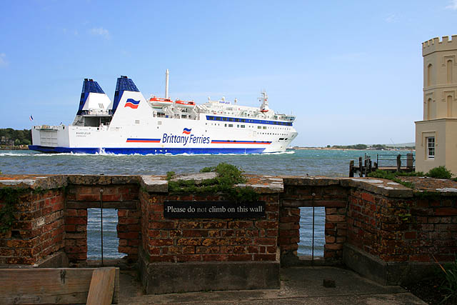 Image of the ferry terminal in Cherbourg