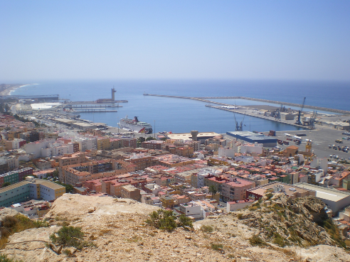 Bild des Fährhafens in Almería