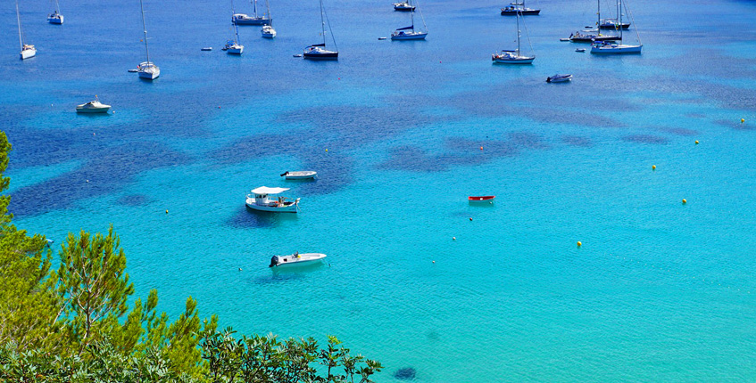 Imagen recurso del puerto de destino Ibiza (San Antonio) para la ruta en ferry Mallorca (Palma) - Ibiza (San Antonio)