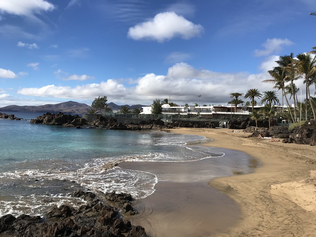 Resource image of the destination port Lanzarote (Arrecife) for the ferry route Cadiz - Lanzarote (Arrecife)